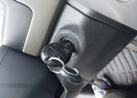 2010 Dodge Ram 1500 Slt/Sport/Trx from USA, damaged, VIN 1D7RV1CT0AS197784